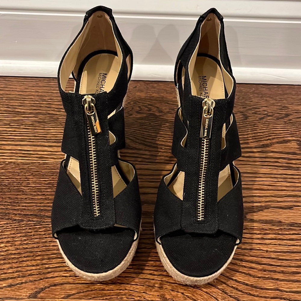 Michal Kors wedge heel
